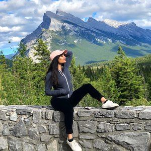 Meet your Posher, Anika